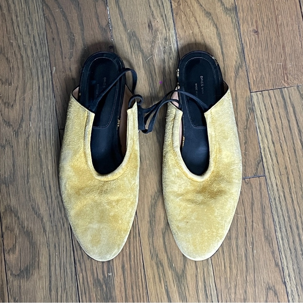 Yellow Flats (Size 39)